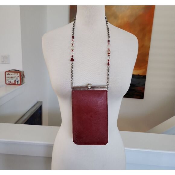 Chic Burgundy Mini Bag with Beaded Chain - Picture 1 of 7